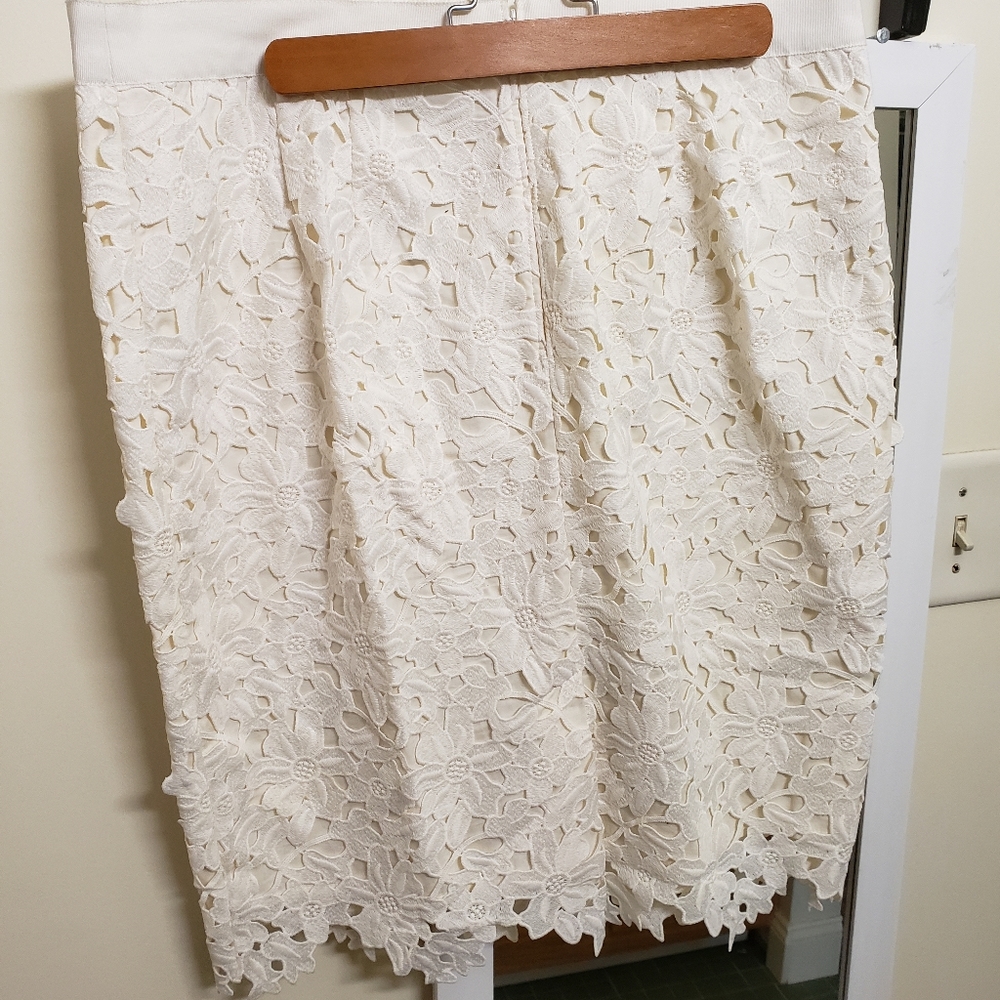Loft skirt